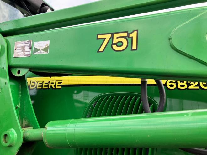 トラクタージョンディア　中古　JD6820 premium