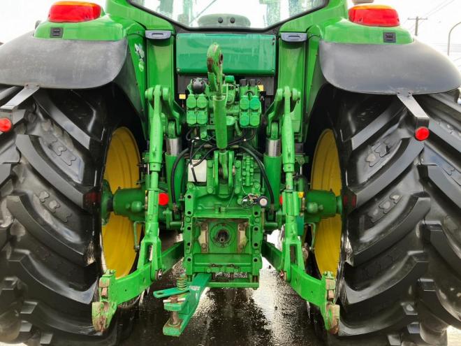 トラクタージョンディア　中古　JD6820 premium