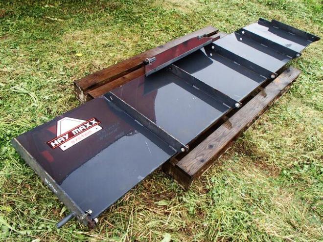 農機補助部品クーン 　中古　ミキサーフィーダー　RA142T　農機具　作業機