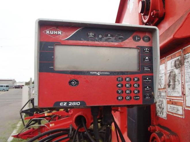 農機補助部品クーン 　中古　ミキサーフィーダー　RA142T　農機具　作業機