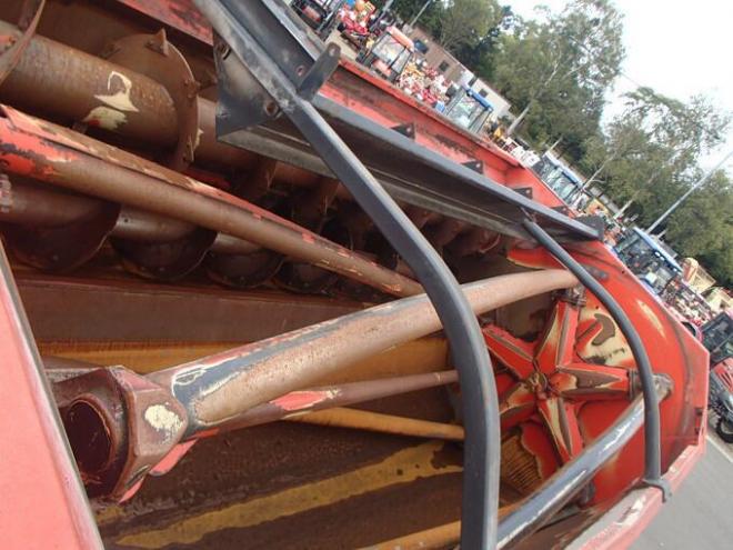 農機補助部品クーン 　中古　ミキサーフィーダー　RA142T　農機具　作業機