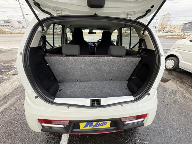 アルトALTO TURBO RS 4WD寒冷地仕様　TURBO AGS ブルートゥースナビカメラ　スマートキー（スペアー有）VSC　ブレーキアシスト　エンスタ　フォグランプ　シートヒータ　記録簿有　スタットレス　エンジンオイル交換　 4WD 660 5Dr