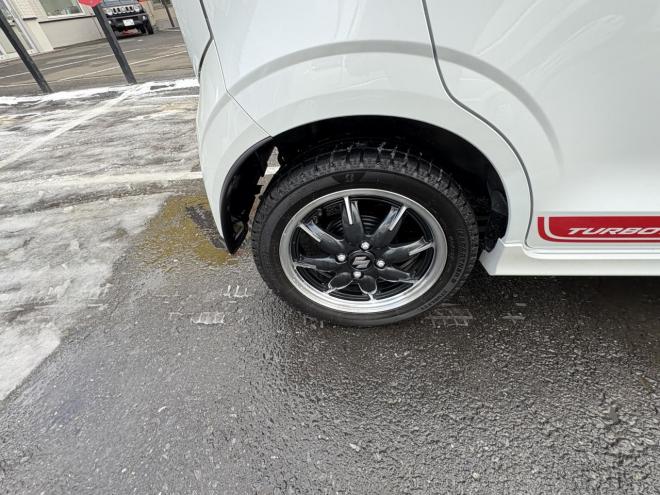 アルトALTO TURBO RS 4WD寒冷地仕様　TURBO AGS ブルートゥースナビカメラ　スマートキー（スペアー有）VSC　ブレーキアシスト　エンスタ　フォグランプ　シートヒータ　記録簿有　スタットレス　エンジンオイル交換　 4WD 660 5Dr