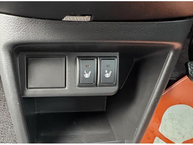 アルトALTO TURBO RS 4WD寒冷地仕様　TURBO AGS ブルートゥースナビカメラ　スマートキー（スペアー有）VSC　ブレーキアシスト　エンスタ　フォグランプ　シートヒータ　記録簿有　スタットレス　エンジンオイル交換　 4WD 660 5Dr