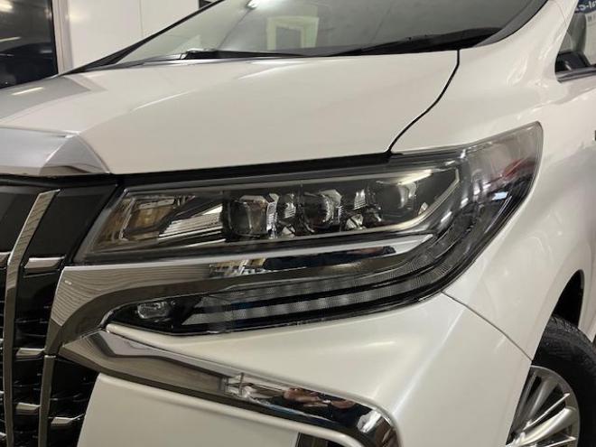 アルファードハイブリッド本州仕入　法人ワンオーナー　寒冷地仕様　禁煙車　リアエンターテイメント　純正フリップダウンモニター　ＪＢＬサウンド　両側パワースライドドア　パワーバックドア　純正ブラックレザーシート　ドラレコ　ＥＴＣ 4WD 2500 5Dr