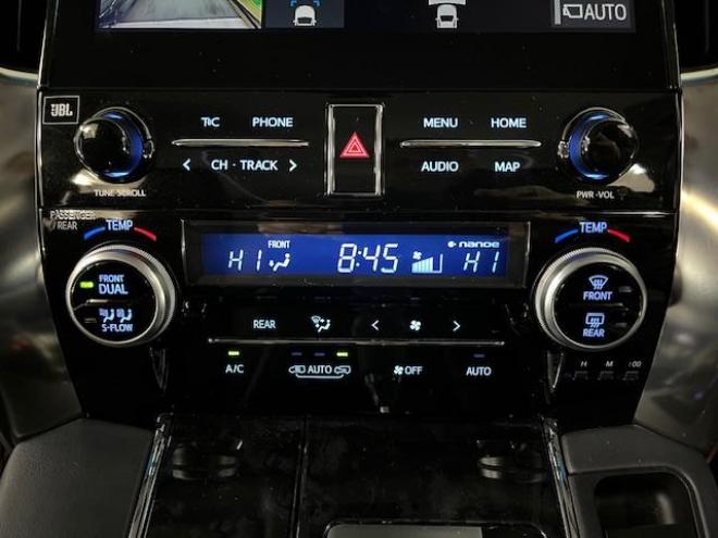 アルファードハイブリッド本州仕入　法人ワンオーナー　寒冷地仕様　禁煙車　リアエンターテイメント　純正フリップダウンモニター　ＪＢＬサウンド　両側パワースライドドア　パワーバックドア　純正ブラックレザーシート　ドラレコ　ＥＴＣ 4WD 2500 5Dr