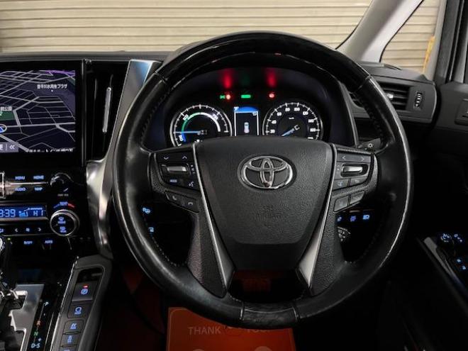 アルファードハイブリッド本州仕入　法人ワンオーナー　寒冷地仕様　禁煙車　リアエンターテイメント　純正フリップダウンモニター　ＪＢＬサウンド　両側パワースライドドア　パワーバックドア　純正ブラックレザーシート　ドラレコ　ＥＴＣ 4WD 2500 5Dr