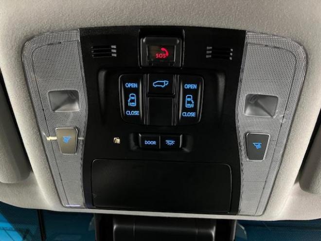 アルファードハイブリッド本州仕入　法人ワンオーナー　寒冷地仕様　禁煙車　リアエンターテイメント　純正フリップダウンモニター　ＪＢＬサウンド　両側パワースライドドア　パワーバックドア　純正ブラックレザーシート　ドラレコ　ＥＴＣ 4WD 2500 5Dr