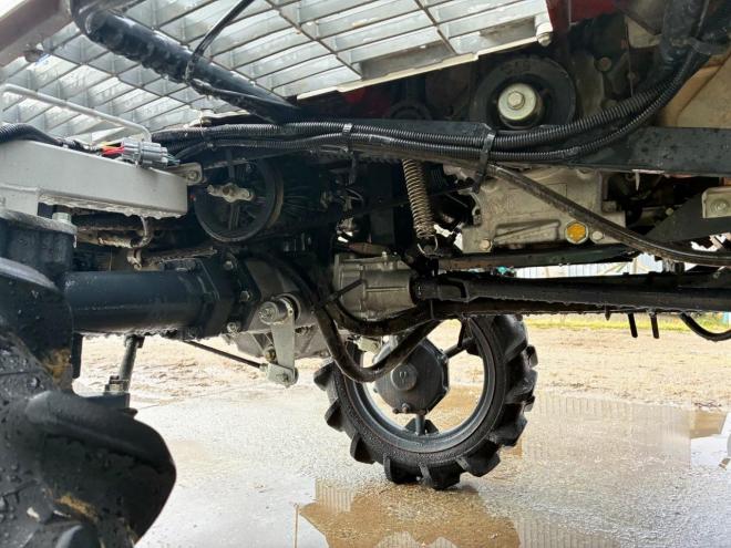 植付播種機イセキ　中古　田植え機　ポット式8条PZP83　みのる仕様　農機具　作業機