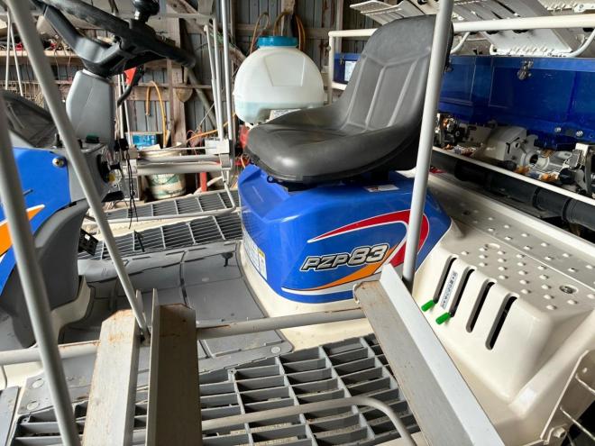 植付播種機イセキ　中古　田植え機　ポット式8条PZP83　みのる仕様　農機具　作業機