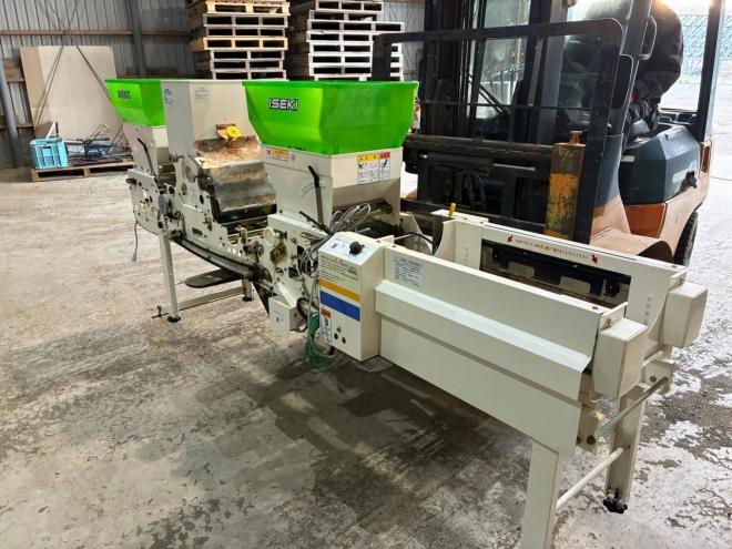 植付播種機イセキ　中古　播種機　ILH501　みのる仕様　農機具　作業機