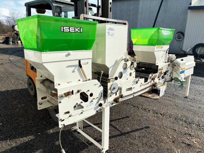 植付播種機イセキ　中古　播種機　ILH501　みのる仕様　農機具　作業機