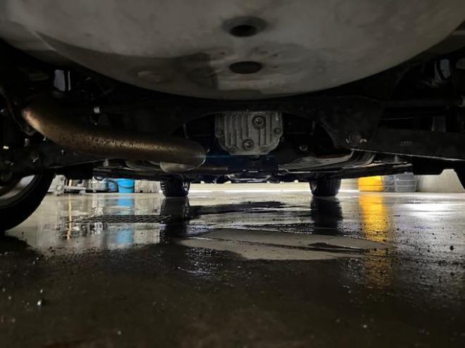 レガシィワゴン本州仕入　禁煙車　衝突軽減ブレーキ　車線逸脱警報　純正ブラックハーフレザーシート　カロッツェリアナビ　フルセグ地デジ　ＤＶＤ再生　Ｂｌｕｅｔｏｏｔｈオーディオ　バックカメラ　電動パーキング　前後ソナー 4WD 2500 5Dr