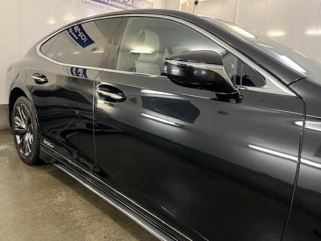 レクサス本州仕入　ワンオーナー　寒冷地仕様　マークレビンソン　電動ムーンルーフ　純正２０インチＡＷ　純正１９ＡＷ＋スタッドレスタイヤ付　デジタルインナーミラー　ヘッドアップディプレイ　純正ドライブレコーダー 4WD 3500 4Dr