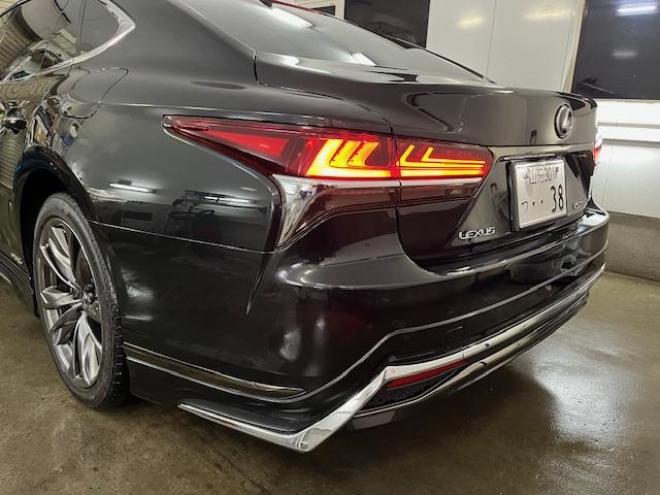 レクサス本州仕入　ワンオーナー　寒冷地仕様　マークレビンソン　電動ムーンルーフ　純正２０インチＡＷ　純正１９ＡＷ＋スタッドレスタイヤ付　デジタルインナーミラー　ヘッドアップディプレイ　純正ドライブレコーダー 4WD 3500 4Dr