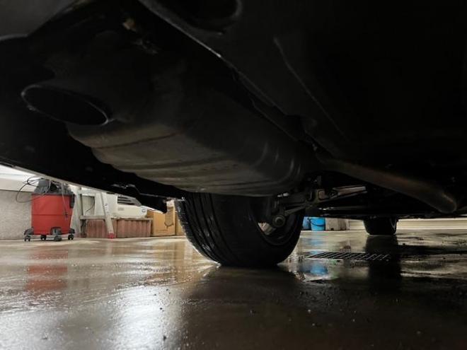 レクサス本州仕入　ワンオーナー　寒冷地仕様　マークレビンソン　電動ムーンルーフ　純正２０インチＡＷ　純正１９ＡＷ＋スタッドレスタイヤ付　デジタルインナーミラー　ヘッドアップディプレイ　純正ドライブレコーダー 4WD 3500 4Dr