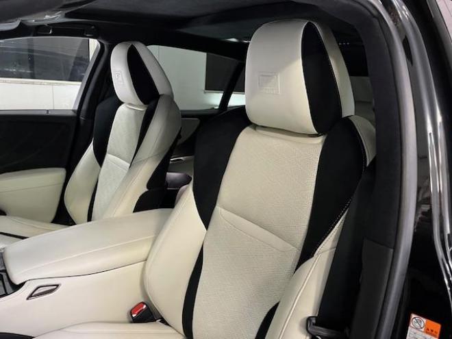 レクサス本州仕入　ワンオーナー　寒冷地仕様　マークレビンソン　電動ムーンルーフ　純正２０インチＡＷ　純正１９ＡＷ＋スタッドレスタイヤ付　デジタルインナーミラー　ヘッドアップディプレイ　純正ドライブレコーダー 4WD 3500 4Dr