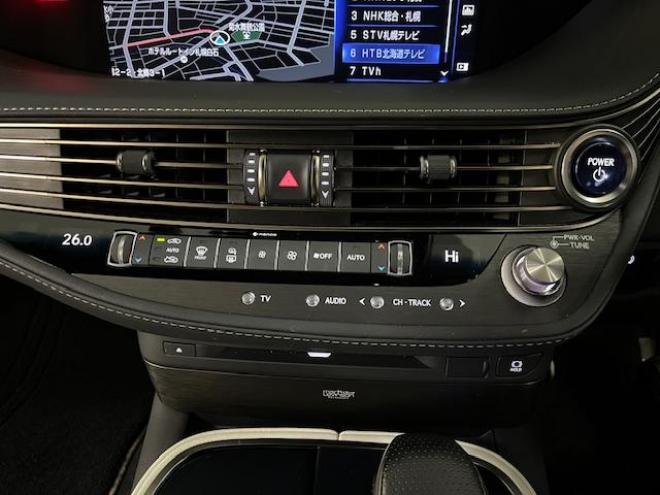 レクサス本州仕入　ワンオーナー　寒冷地仕様　マークレビンソン　電動ムーンルーフ　純正２０インチＡＷ　純正１９ＡＷ＋スタッドレスタイヤ付　デジタルインナーミラー　ヘッドアップディプレイ　純正ドライブレコーダー 4WD 3500 4Dr