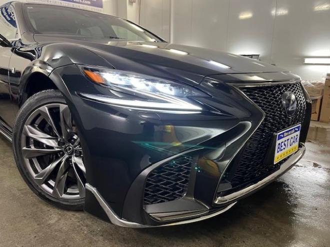 レクサス本州仕入　ワンオーナー　寒冷地仕様　マークレビンソン　電動ムーンルーフ　純正２０インチＡＷ　純正１９ＡＷ＋スタッドレスタイヤ付　デジタルインナーミラー　ヘッドアップディプレイ　純正ドライブレコーダー 4WD 3500 4Dr