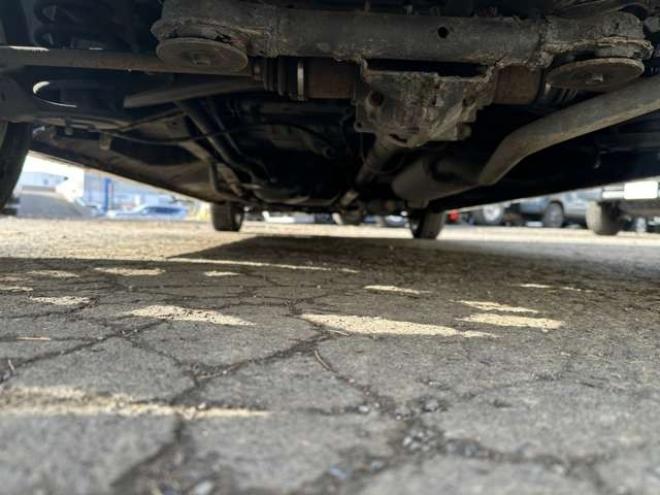 N-BOXカスタムG Lパッケージ 4WD　社外ナビ　左側電動スライドドア　バックカメラ　純正アルミホイール　キーレスエントリー　ABS　パワーウィンドウ　パワステ　盗難防止装置 660