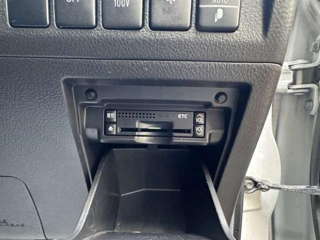 ヴェルファイア3.5 Z プラチナセレクションII 4WD　両側電動スライドドア　パワステ　パワーウィンドウ　ABS　クルーズコントロール　電動リアゲート　地デジナビ　バックカメラ　ETC　キーレス　純正アルミ　3列シート　後席モニター 3500