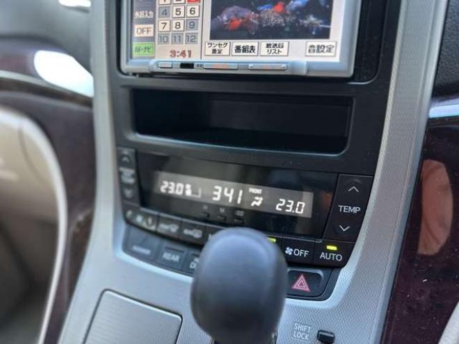 ヴェルファイア2.4 X 4WD　ワンオーナー　パワーウィンドウ　パワステ　社外ナビ　純正アルミ　ABS　キーレス　バックカメラ　左側電動スライドドア　ETC　ワイパーデアイサー 2400