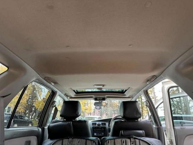 ハイラックスサーフ3.0 SSR-X ディーゼルターボ 4WD　サンルーフ　リフトアップ　ETC　パワステ　パワーウィンドウ　社外アルミ　ABS　キーレス　CDオーディオ 3000