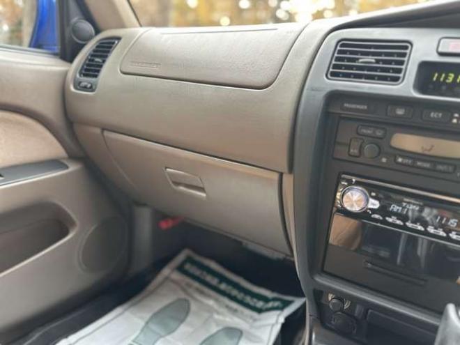 ハイラックスサーフ2.7 SSR-X パッケージオプションA 4WD　ナローボディ　リフトアップ　グリル　グッドリッチAW　パワステ　パワーウィンドウ　ABS　キーレス 2700