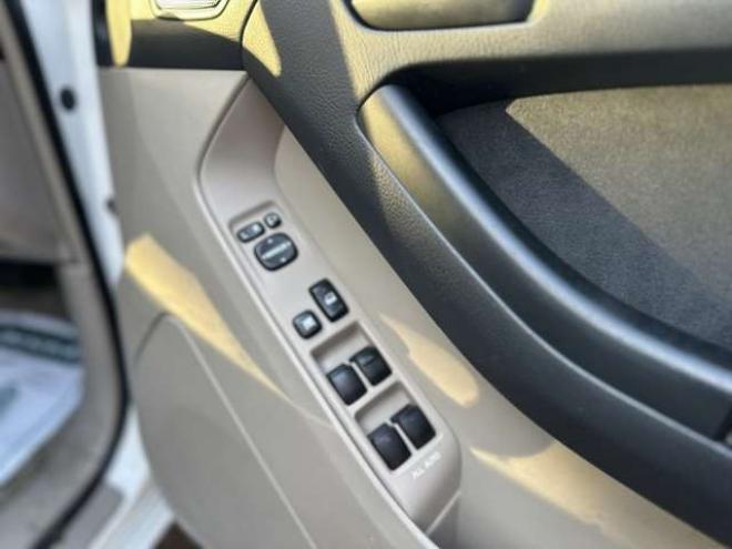 ハイラックスサーフ3.4 SSR-X 4WD　アルミホイール　エアコン　パワステ　パワーウィンドウ　キーレスエントリー　アルミホイール　社外ナビ　バックカメラ　リフトアップ　ETC 3400