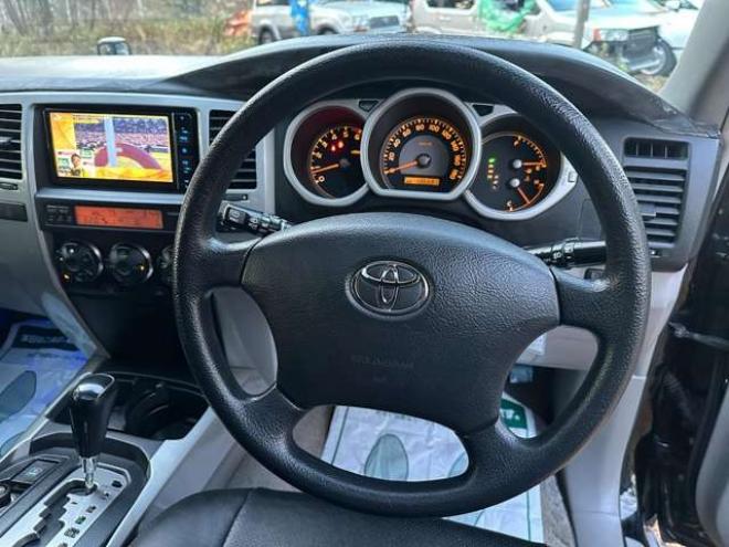 ハイラックスサーフ2.7 SSR-X 4WD　社外地デジナビ　バックカメラ　ウーハー　ドライブレコーダー　ルーフキャリア　ETC　オールテレーンタイヤ　リフトアップ　サンルーフ　社外アルミホイール　ABS　パワーウィンドウ　パワステ　社外グリル 2700