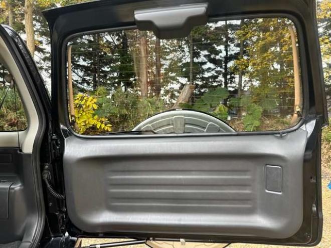 ジムニークロスアドベンチャー XC 4WD　ターボ　記録簿　社外マフラー　社外テール　社外バンパー　ETC　パワステ　パワーウィンドウ　社外ナビ　社外アルミ　ABS　キーレスエントリー 660