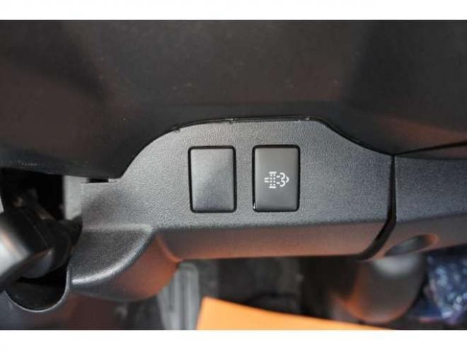 ハイエースバン2.8 スーパーGL ダークプライムII ロングボディ ディーゼルターボ 4WD　ESSEXカスタム　FリップスポイラーVer.4　サイドライナー　クワトロリアバンパー　プログレスIバッドパネル　17インチELホイール　ヨコハマPARADA　415COBRAフラットキット 2800