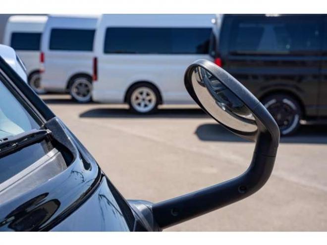 ハイエース2.7 GL ロング ファインテックツアラー 4WD　415COBRA　ファントムヘッドライトシステム&フェイスリフトキット&F/S/R/ルーフスポ/ボンネット/プレステージテールランプ&バッドラッカーSD-6プレミアムフォージッド18インチAW　TOYO　H30　225/50R18 2700