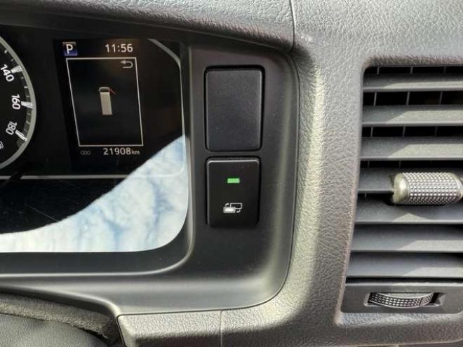 ハイエースバン2.8ダークプライムIIマルチロールトランスポータータイプIロングディーゼルターボ4WD　寒冷地仕様　ワンオーナー　ESSEX　ENCM17インチアルミ　ヨコハマパラダ　ESSEXフロントリップスポイラー　ローフォルムフェンダー　ローダウン　パワースライドドア　LEDテールランプ 2800