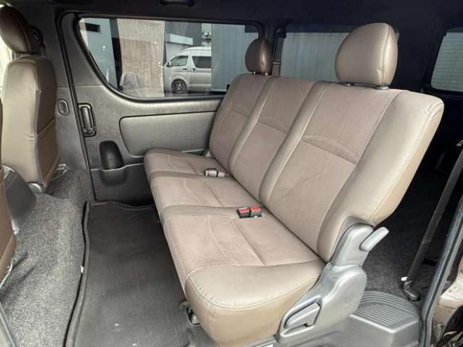 ハイエースバン2.8 スーパーGL 50TH アニバーサリー リミテッド ロングボディ ディーゼルターボ 4WD　415COBRA　CL-3 フロントリップスポイラー　ステージ2ルーフスポイラー　By2NEO　BADフェイスボンネット　ローフォルムフェンダー　ESSEX　ENCB　17インチブロンズホイール　ヨコハマパラダ　NEWパーツカスタム 2800