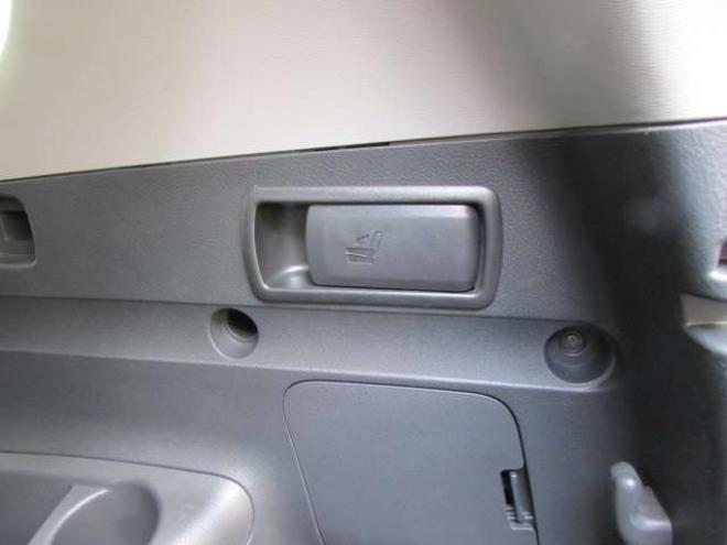 ヴァンガード2.4 240S 4WD　純正ナビ/フルセグTV/バックカメラ/フロントカメラ/サイドカメラ/ETC/ドライブレコーダー/LEDヘッドライト・フォグ/エンジンスターター 2400