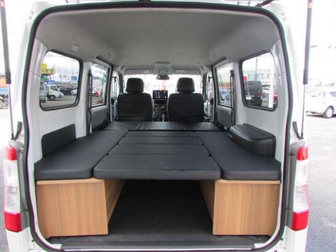 タウンエースバン1.5 GL 4WD　パートタイム4WD　ディスプレイオーディオ　リアヒーター　リアフォグ　GRIPMAX　MUDRAGE　M/Tホワイト　アイドリングストップ　横滑り防止　　フローティングビッグCarPlay対応　Bluetooth　社外14インチAW 1500