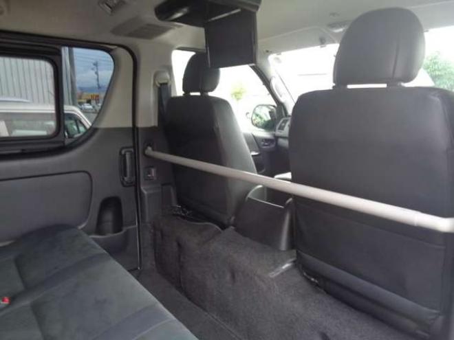 ハイエースバン3.0 スーパーGL ダークプライム ロングボディ ディーゼルターボ 4WD　ワンオーナー　R6年タイミングベルト交換済　スマートキー　　社外ナビ　バックカメラ　フロント・サイドカメラ　バッドラッカー17インチアルミホイール　バッドフェイスボンネット 3000