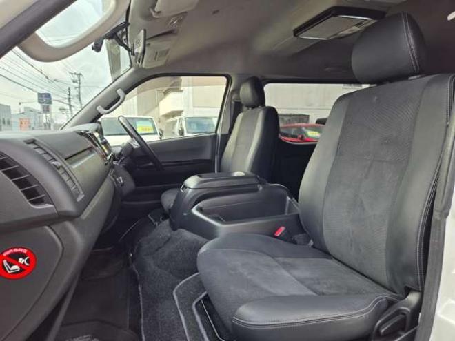 ハイエースバン2.7 スーパーGL ダークプライム ワイド ミドルルーフ ロングボディ 4WD　4WD　寒冷地仕様　両側パワスラ　スマキー　プッシュスタート　リアヒーター&クーラー　アルパインインナーミラー&フリップダウンモニター　社外メモリナビ　フルセグTV　ETC　ベッドキッド　Bカメラ 2700