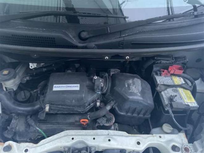 N-BOXG Lパッケージ 4WD　ナビ　TV　リヤカメラ　Pドア　エンスタ 660