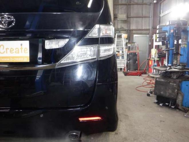 ヴェルファイア2.4 Z プラチナセレクション 4WD　ナビ・TV・Bカメラ・両側電動・電動Rゲート・スマートキー・プッシュスタート・HID・クリアランスソナ・リアモニター・オットマン・クルコン 2400