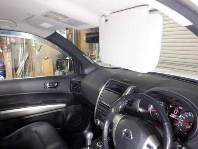 エクストレイル2.0 20GT ディーゼルターボ 4WD　4WD　ディーゼルターボ　ナビ　TV　ETC　クルコン　カプロンシート　全席シートヒーター　純正エンジンスターター　HID　フォグランプ　インテリキー　ドアバイザー 2000