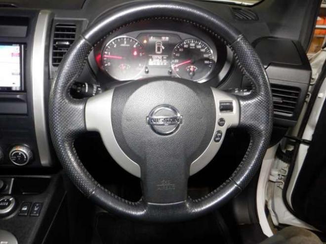 エクストレイル2.0 20GT ディーゼルターボ 4WD　4WD　ディーゼルターボ　ナビ　TV　ETC　クルコン　カプロンシート　全席シートヒーター　純正エンジンスターター　HID　フォグランプ　インテリキー　ドアバイザー 2000