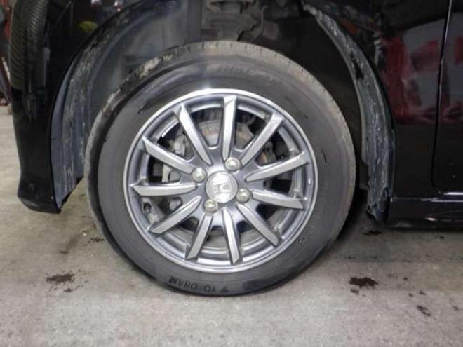 N-WGNカスタムG 4WD　TV・B/T・Bカメラ・HID・ETC・Aストップ　スマートキー・プッシュスタート・フォグランプ・ベンチシート・アイドリングストップ・社外エンスタ 660