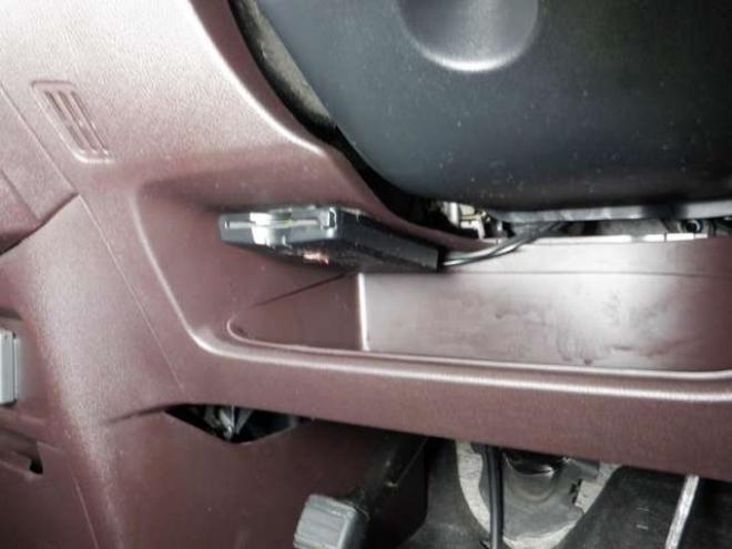 N-WGNカスタムG 4WD　TV・B/T・Bカメラ・HID・ETC・Aストップ　スマートキー・プッシュスタート・フォグランプ・ベンチシート・アイドリングストップ・社外エンスタ 660