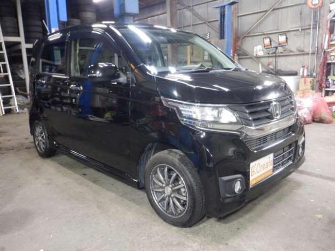 N-WGNカスタムG 4WD　TV・B/T・Bカメラ・HID・ETC・Aストップ　スマートキー・プッシュスタート・フォグランプ・ベンチシート・アイドリングストップ・社外エンスタ 660