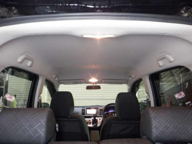 N-WGNカスタムG 4WD　TV・B/T・Bカメラ・HID・ETC・Aストップ　スマートキー・プッシュスタート・フォグランプ・ベンチシート・アイドリングストップ・社外エンスタ 660