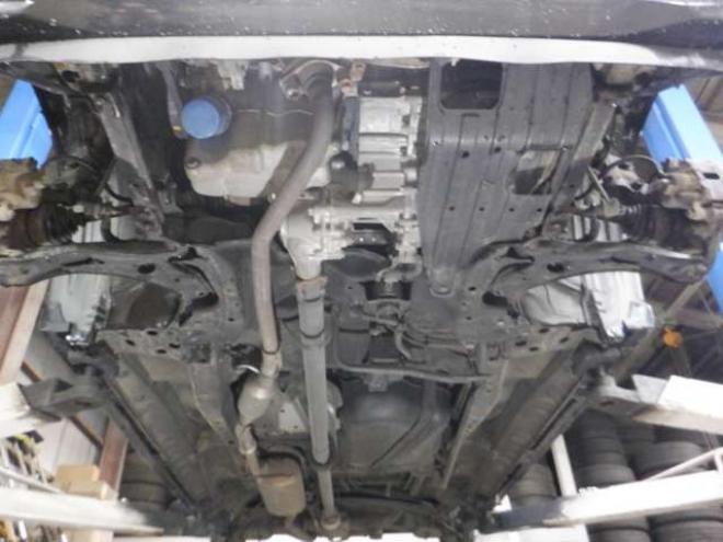 N-WGNカスタムG 4WD　TV・B/T・Bカメラ・HID・ETC・Aストップ　スマートキー・プッシュスタート・フォグランプ・ベンチシート・アイドリングストップ・社外エンスタ 660