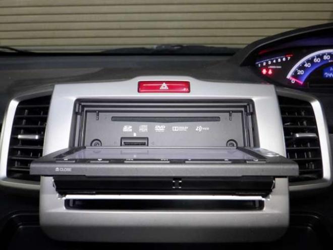 フリード1.5 G ジャストセレクション 4WD　Bluetoothオーディオ・ETC・両側パワスラ・ワイパーデアイサー・HID・スマートキー・ドアバイザー・ナビ・B/T・TV・バックカメラ 1500