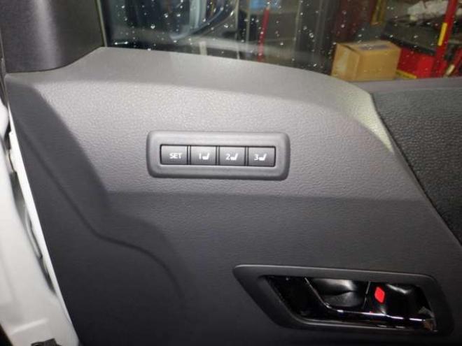 ヴェルファイア3.5 Z Gエディション 4WD　後期型・ナビ・BT・TV・バックカメラ・両側電動・パワーシート・サイドカメラ・フリップダウンモニタ・パワーバックドア・ETC・クルコン 3500